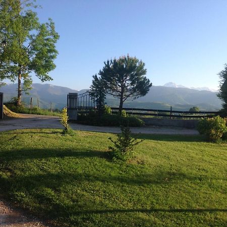 Le Gite Du Poire Molere Buitenkant foto